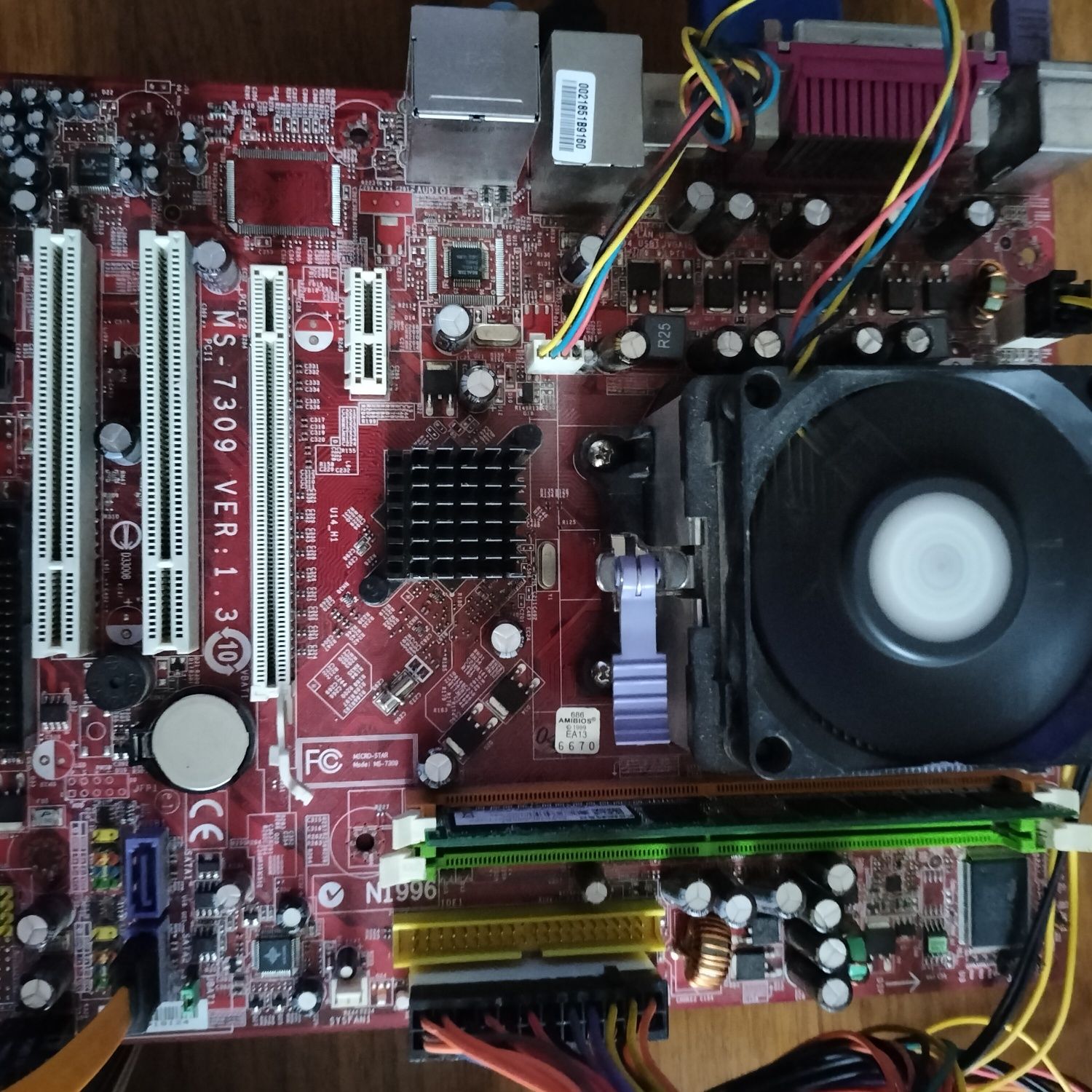 Placa de baza MSI K9N6SGM-V MS-7309
Socket AM2 + CPU AMD ATHLON 
Forma