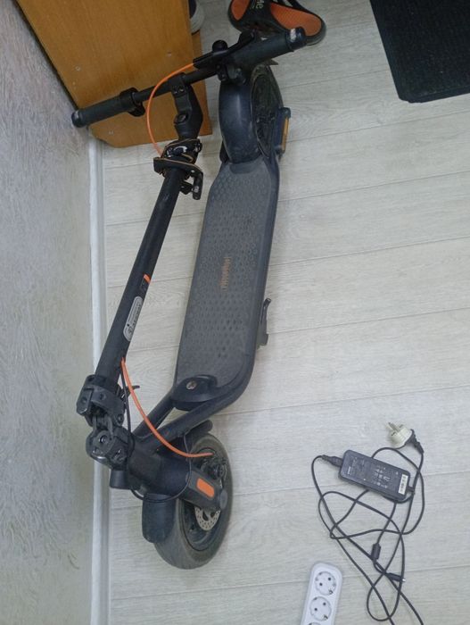 Электро самокат Segway