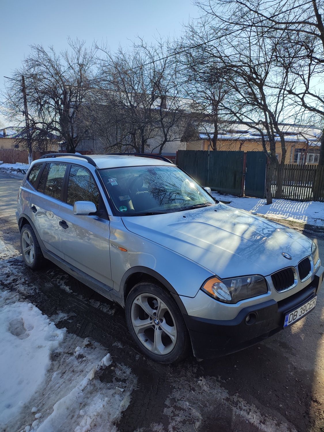 Vând BMW X3 in stare bună