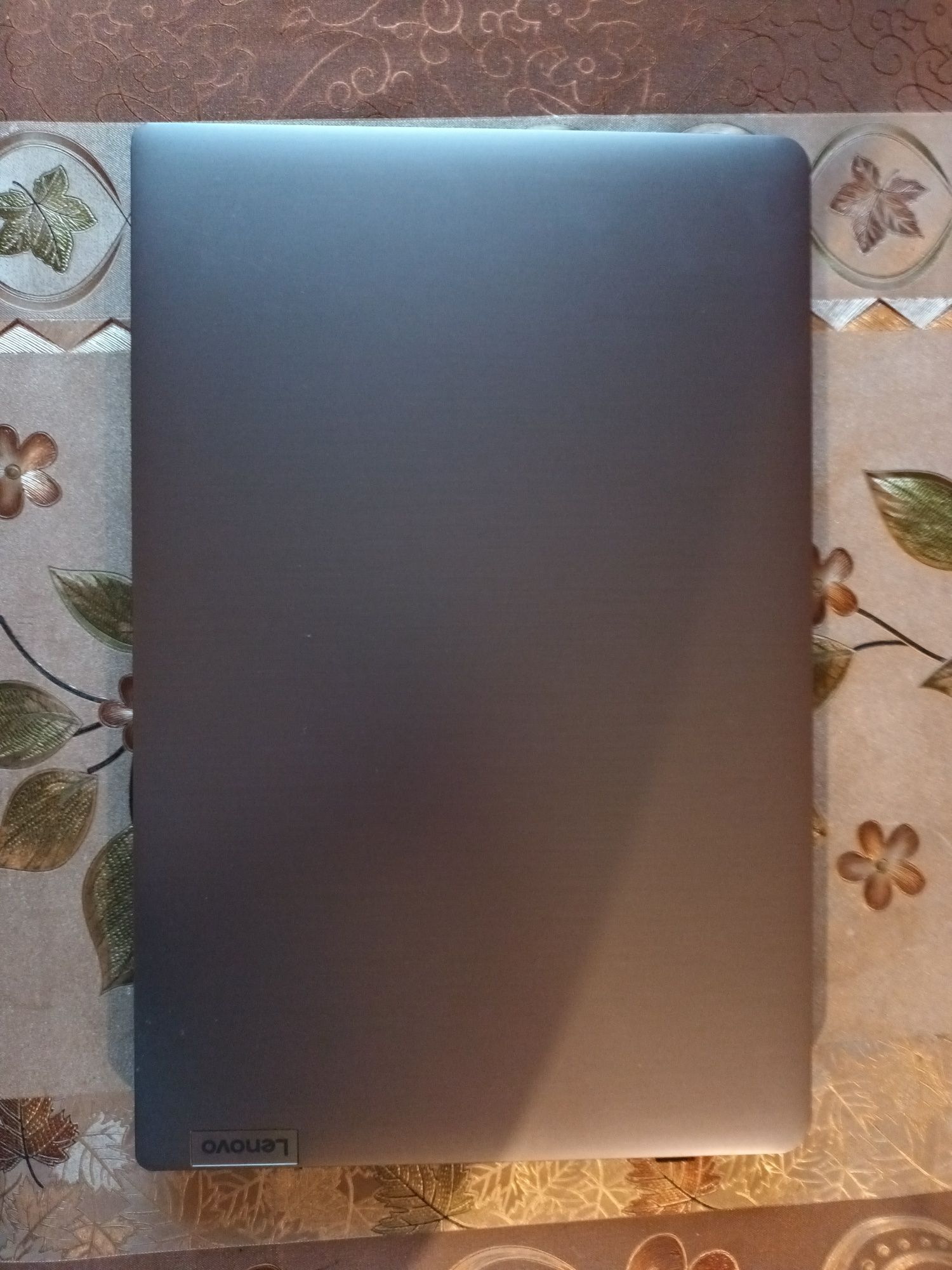 Vând Laptop Lenovo IdeaPad 3, 15.6” Full HD, Intel® Core™ i3 1005G1 pa