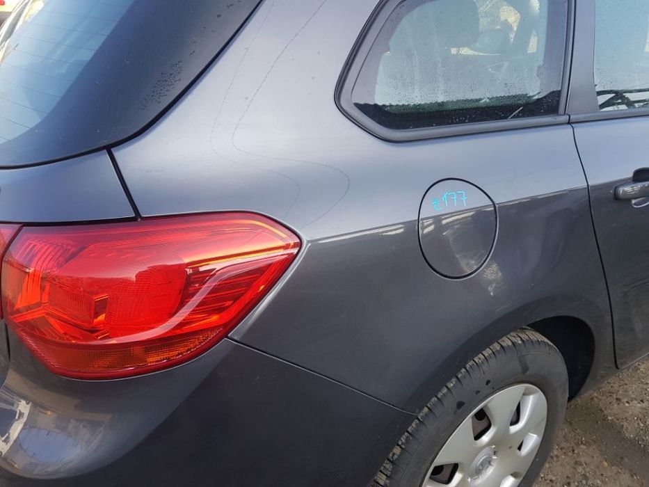 Aripa Dreapta Spate Opel Astra J 2009 - 2015 Cod Culoare Z177