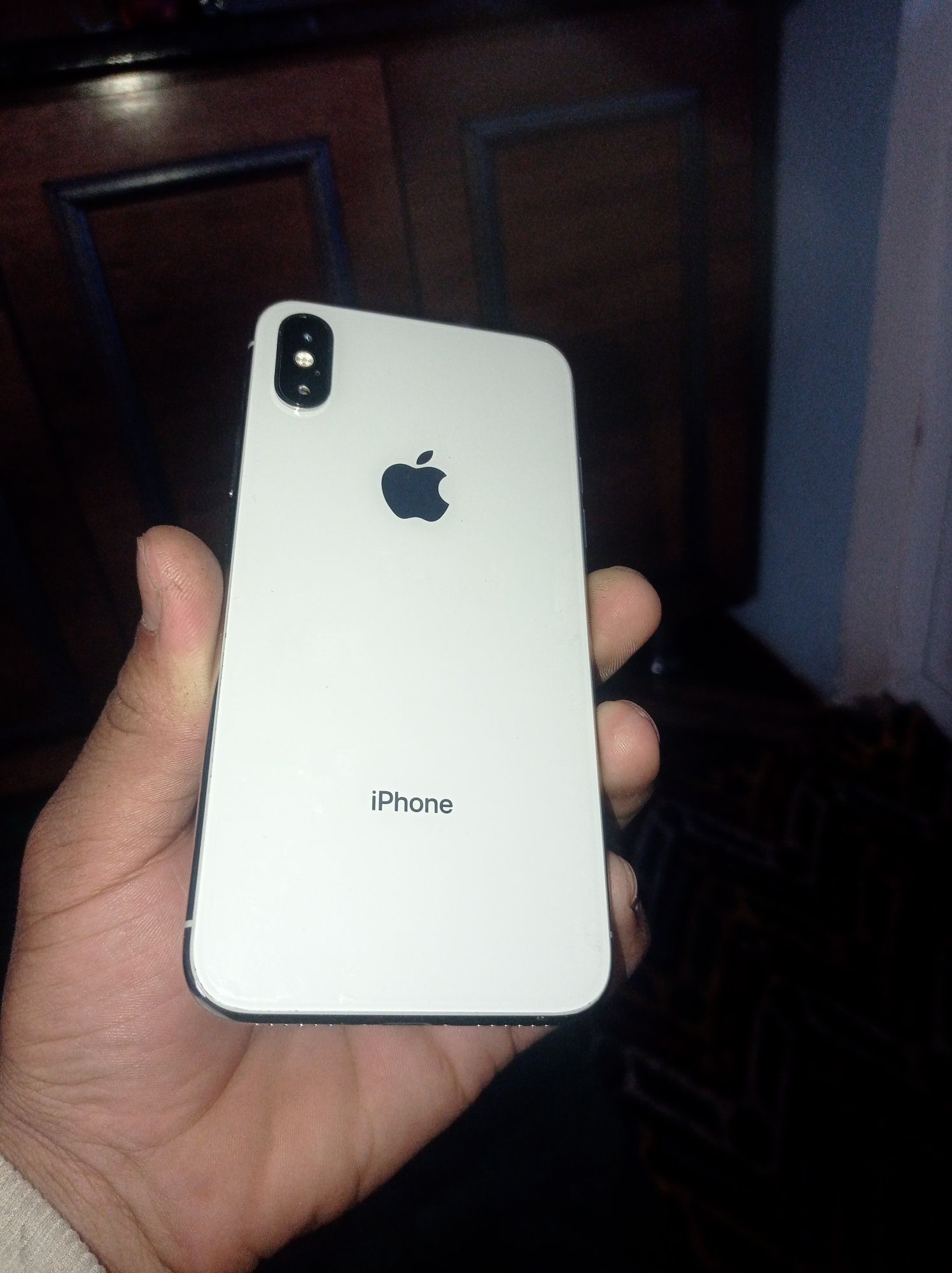 Iphone x ideal  .