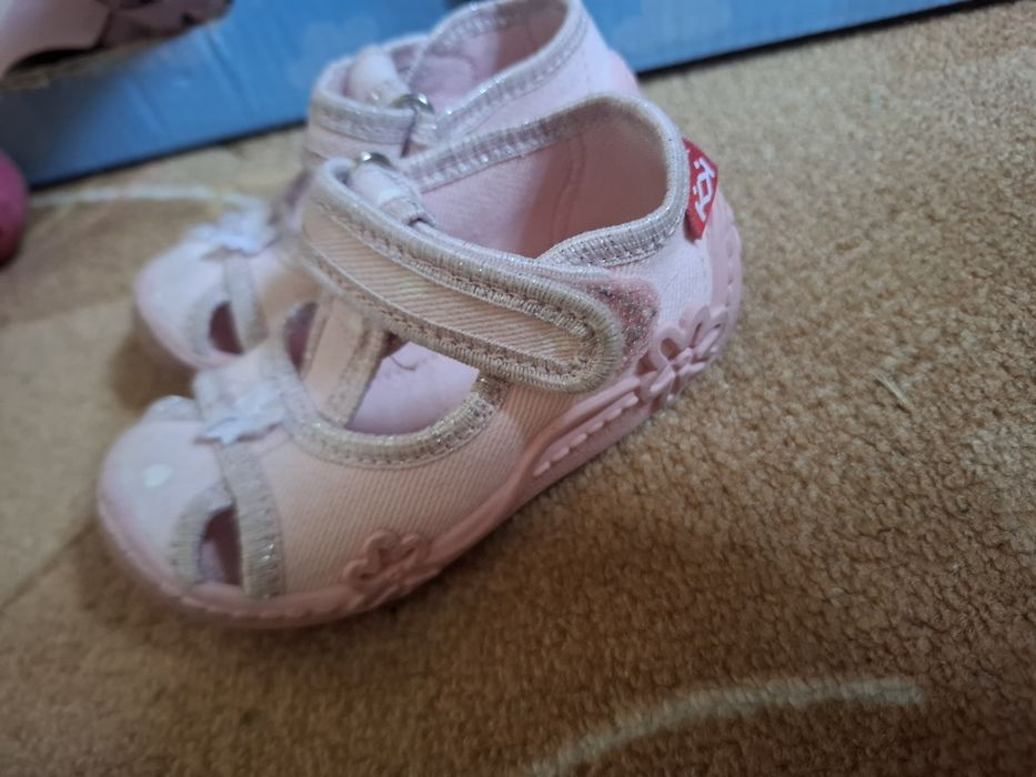 Пантофки Колев и Колев