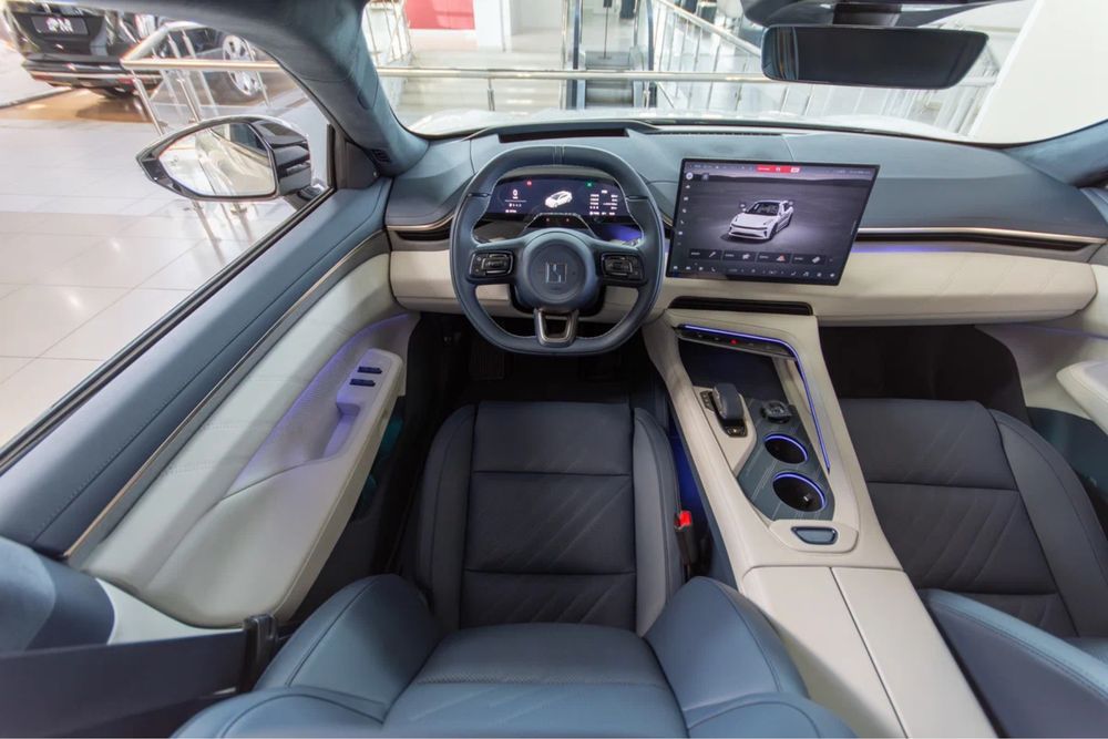 Бежевый Zeekr 001 you full 2024/25 рестайлинг