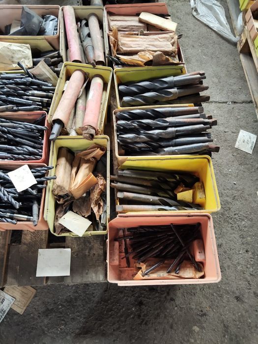 Burghie freze tarozi cutite strung conuri