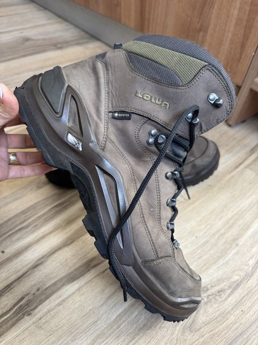 Оригинални туристически обувки Salomon Gore-Tex ! 48 н