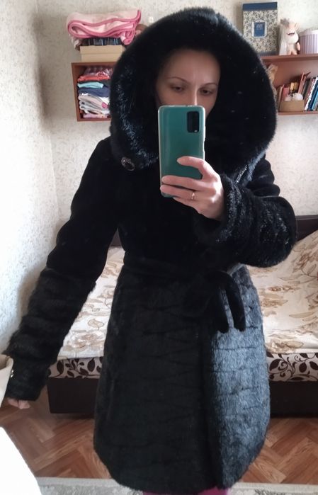 Продам искусственную шубу