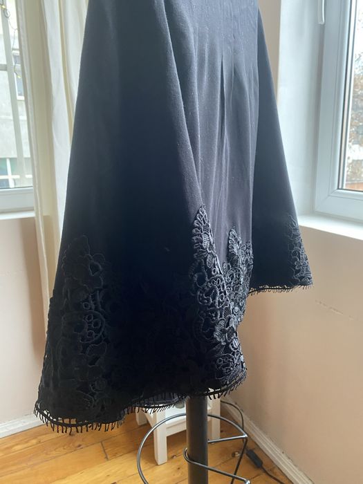 Четна пола Karl Lagerfeld с дантели