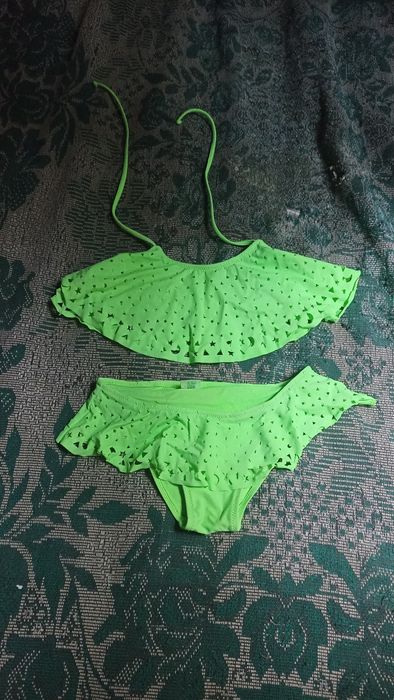 Купальник на 9-12л салатовый