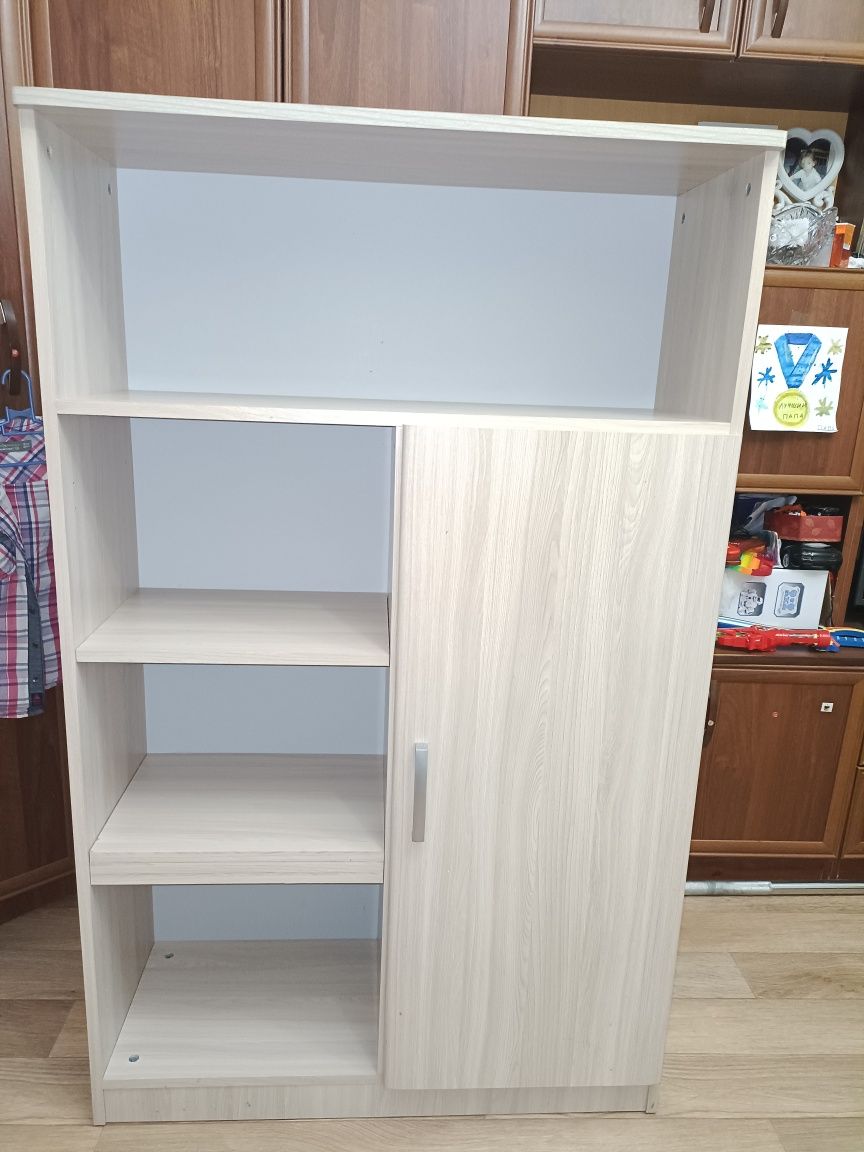 Продам шкаф в идеальном состоянии.