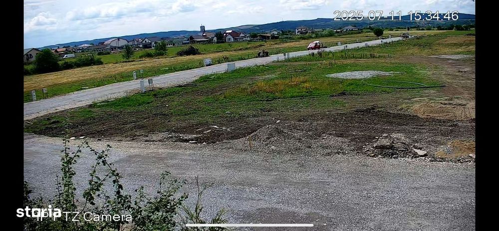 Teren intravilan, cu  toate utilitățile,cu autorizație  construcție