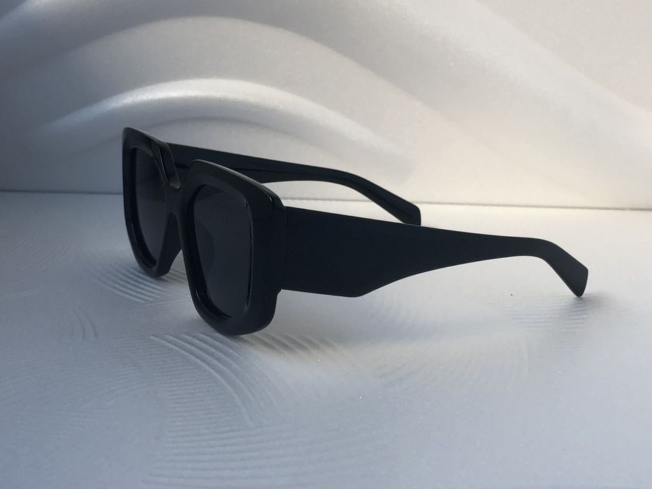 Модерни дамски слънчеви очила