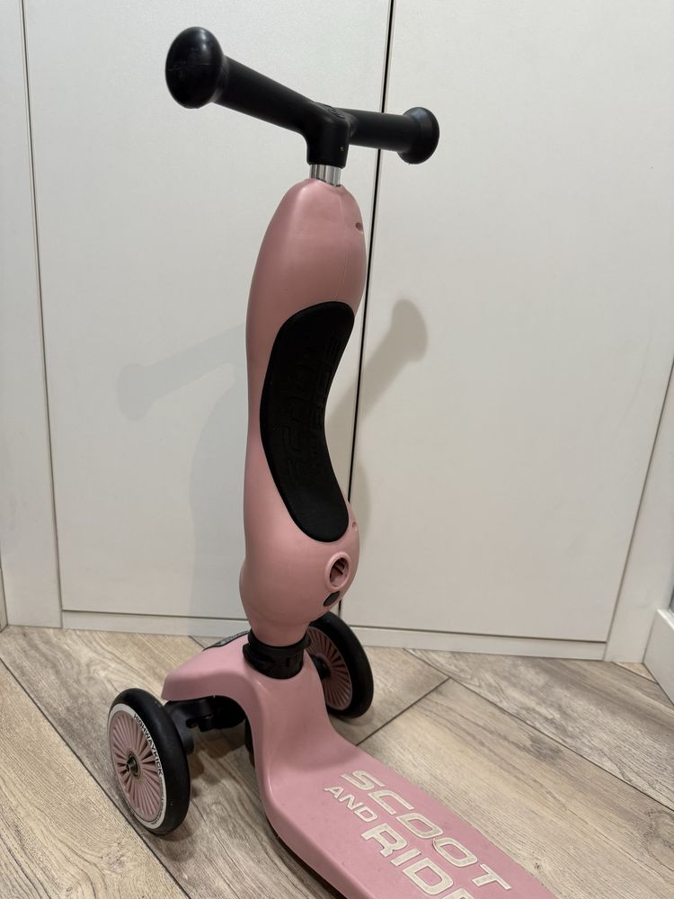 Самокат-беговел SCOOT AND RIDE