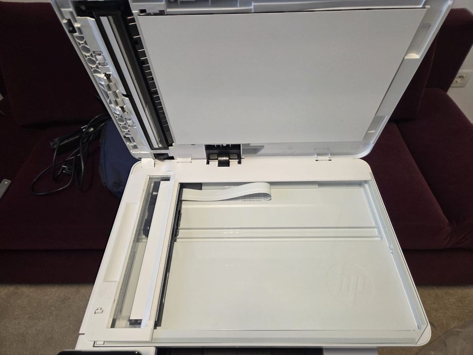 Multifunctional HP LaserJet MFP 4102fdw