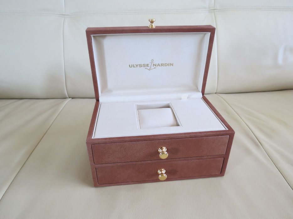 Cutie ceas bijuterii Ulysse Nardin ! Noua !