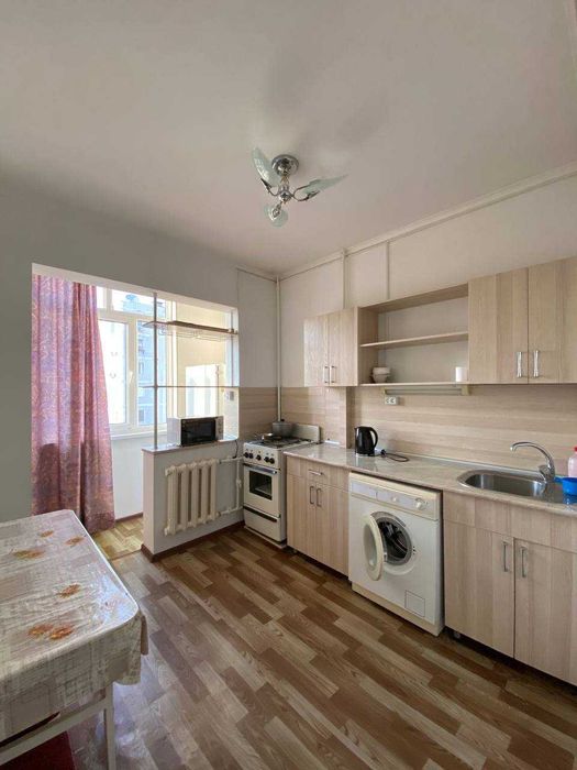 Сдам евро квартиру на Ойбек Цум