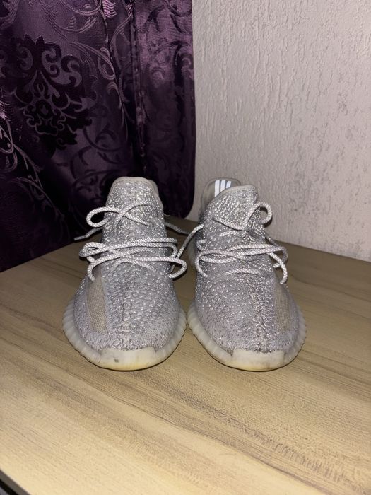 adidasi yeezy 350