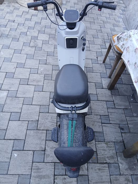 Vând scuter electric