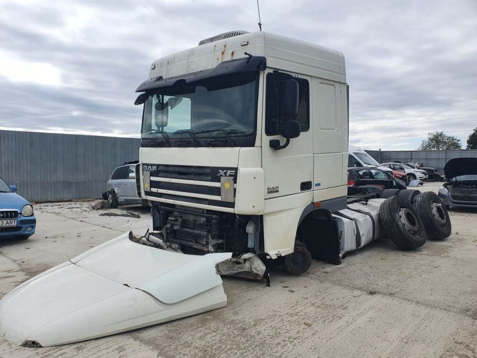 Dezmembrez DAF XF 2014 105 AB 460 cp EURO 5 340KW motor 13.0 MX340U4  piese dezmembrari camioane