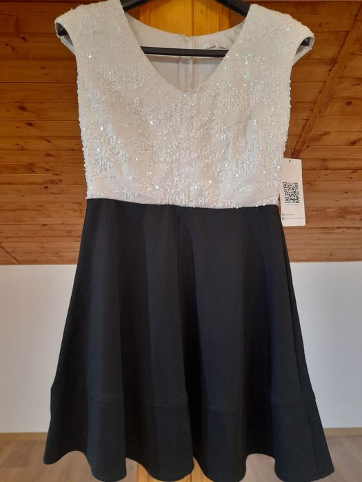 Rochie de seară nouă, cu etichetă