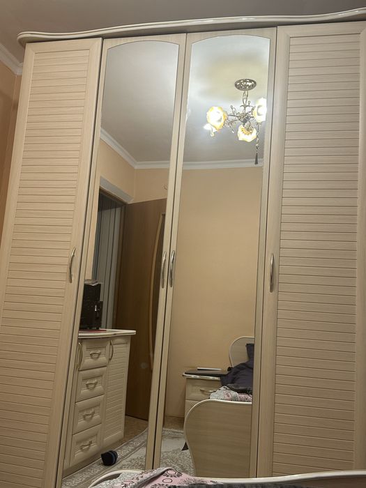 Продам спальню в хорошем состояний