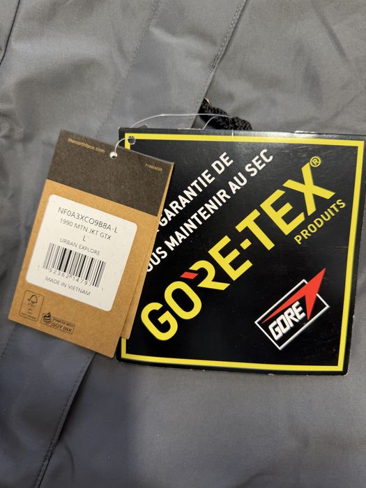 Geaca goretex The Northface  size s m l xl
