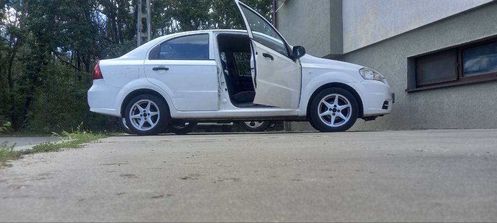 Chevrolet Aveooo