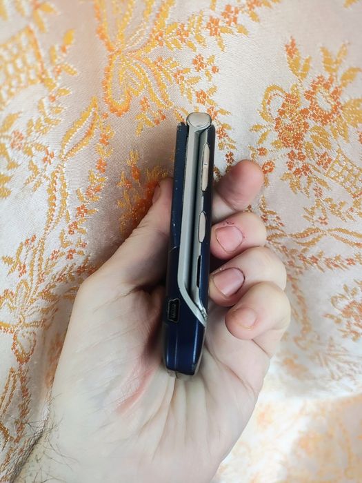 Motorola RAZR V3  ( decodat)