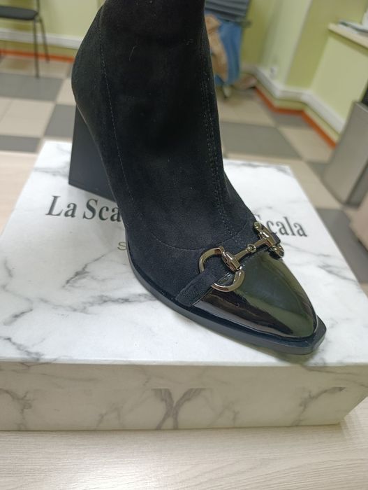 Продам черные ботильоны