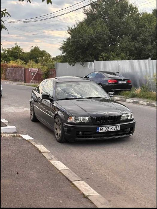 Vand E46 coupe usor modificata,este street legal,o vand urgent!