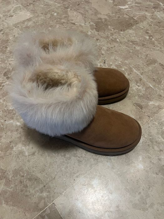 Ghete UGG noi cu blăniță naturală
