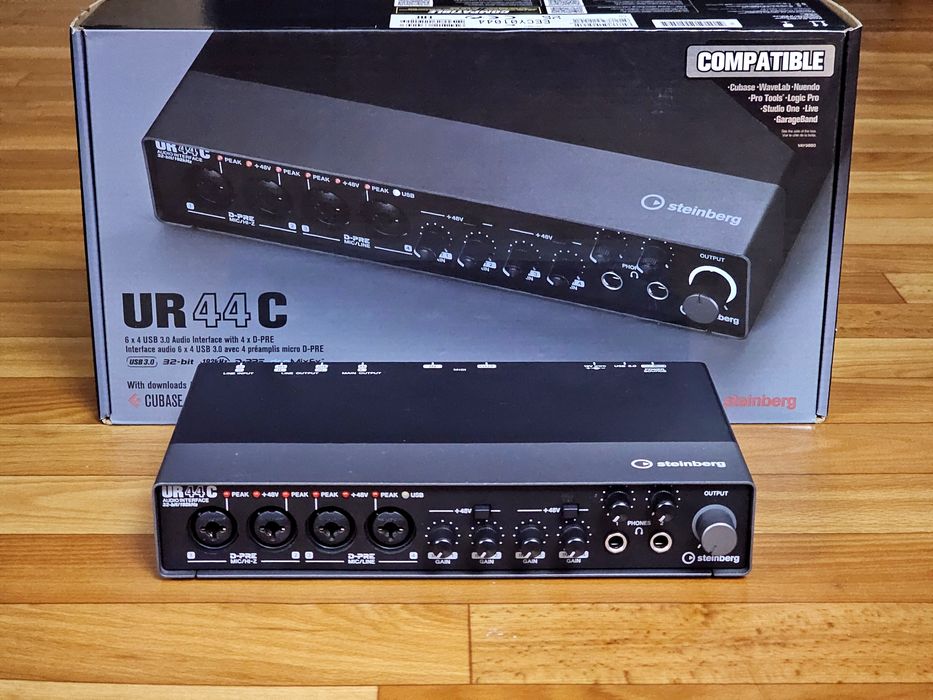 Звуковая карта STEINBERG UR44C