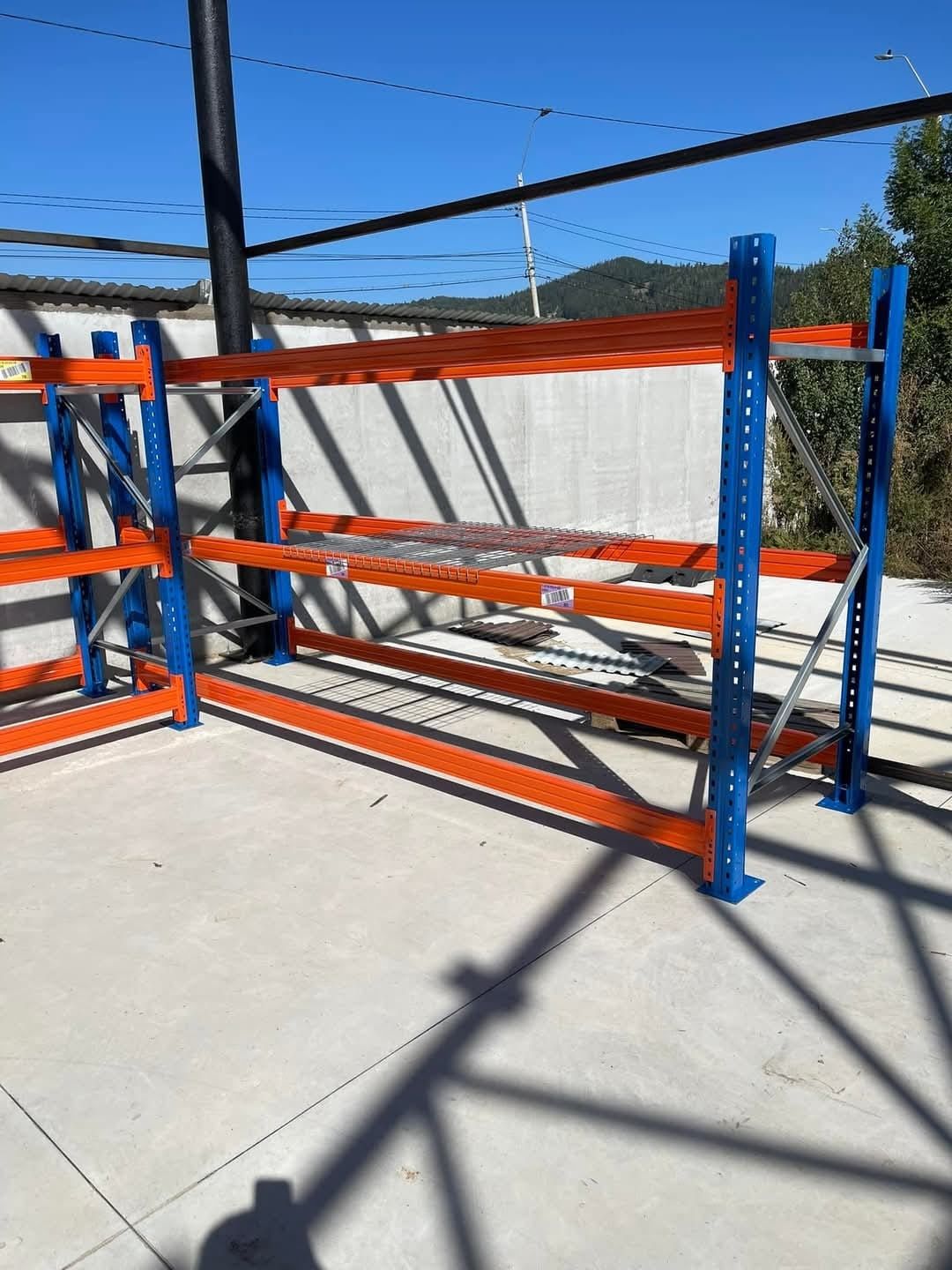 Rafturi metalice profesionale second-hand și noi