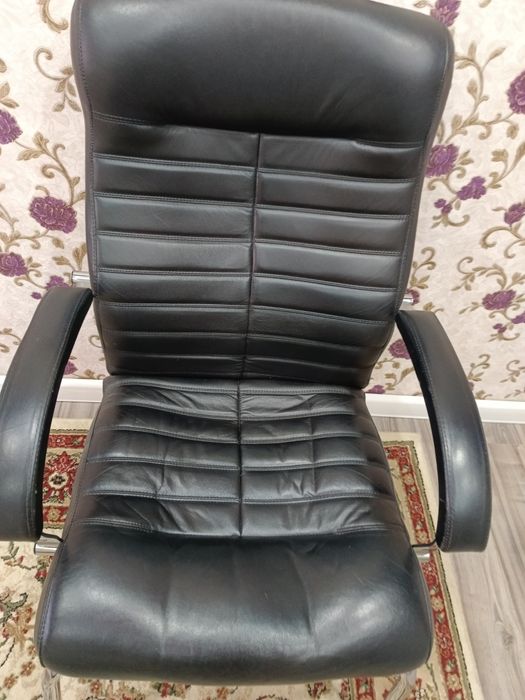 Продам кресло, офисный