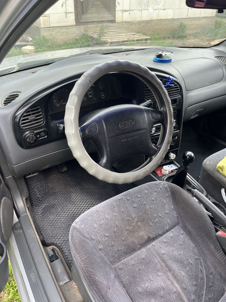 Kia spectra.