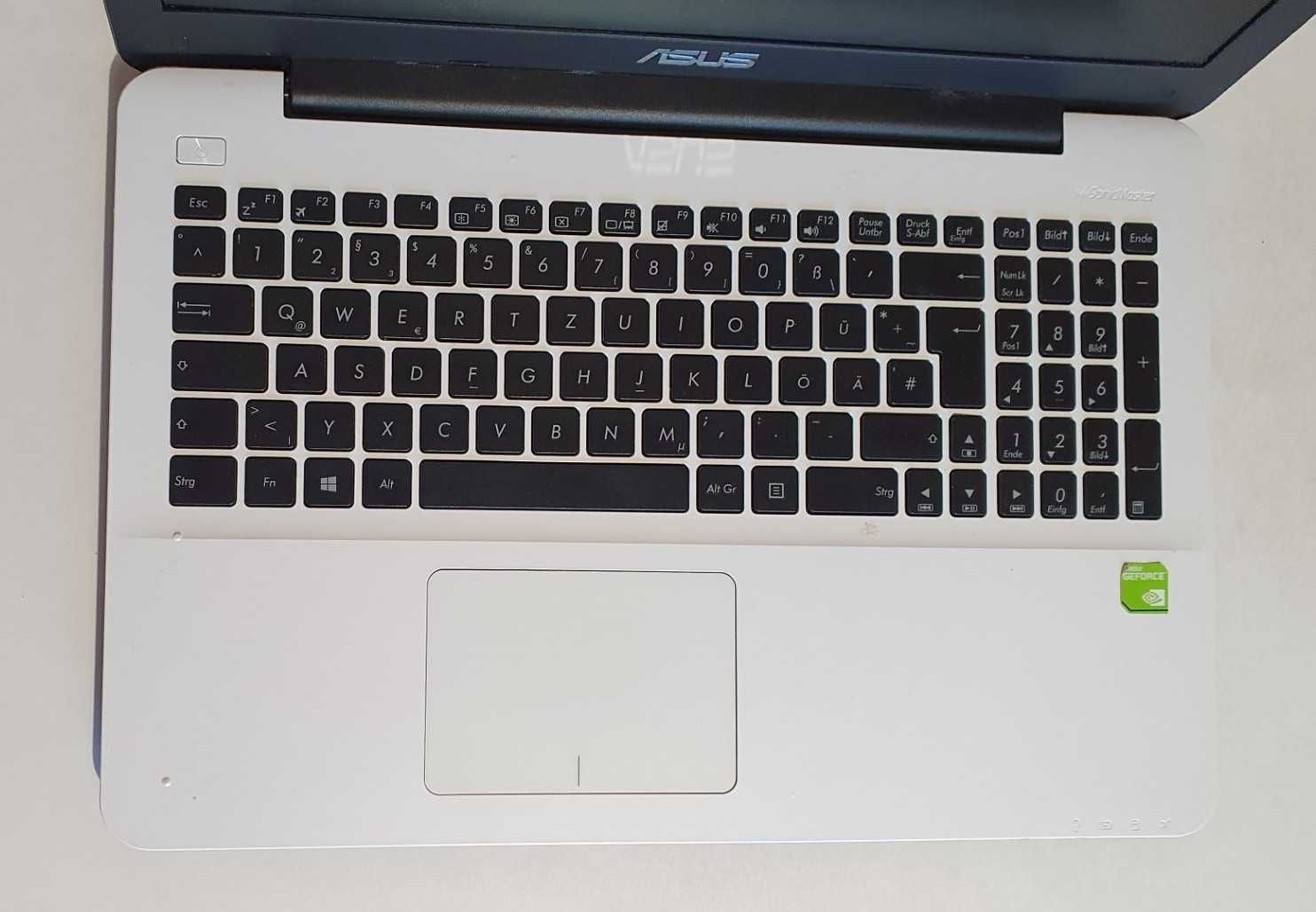 Asus R556 Intel  i5-4460S