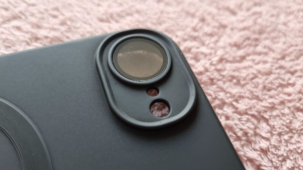 Калъф, гръбче за iPhone 16e