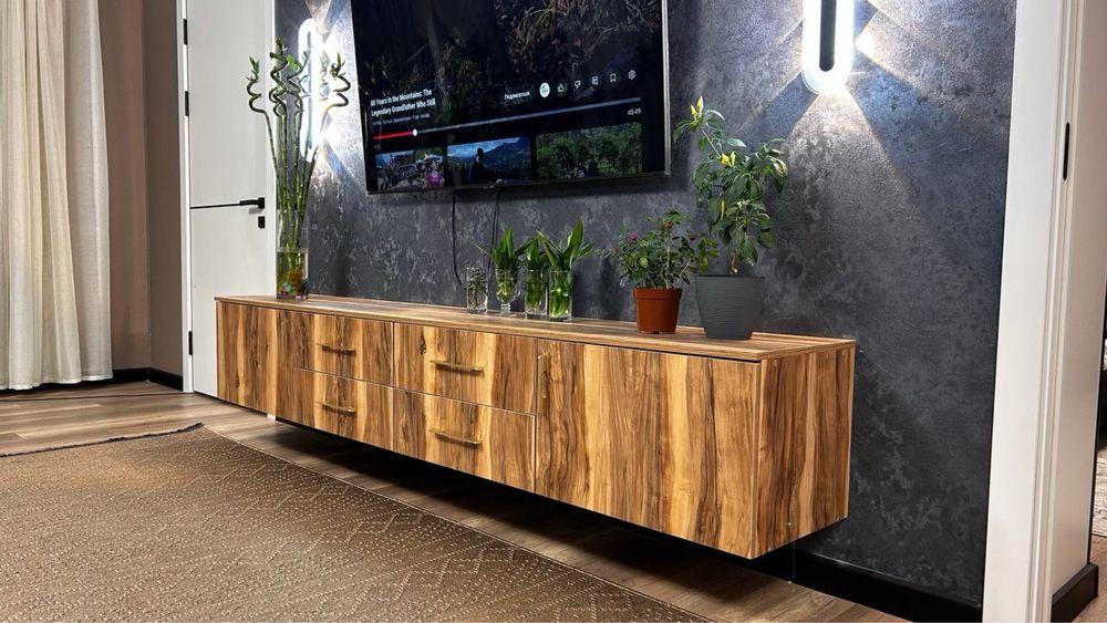 Продам новую ТВ-тумбу