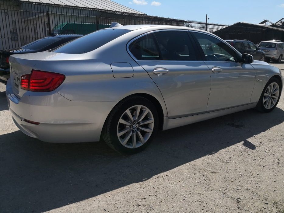 Dezmembrez bmw 520 d f10 2010 135 kw 184 cp N47D20C piese 520 525 530