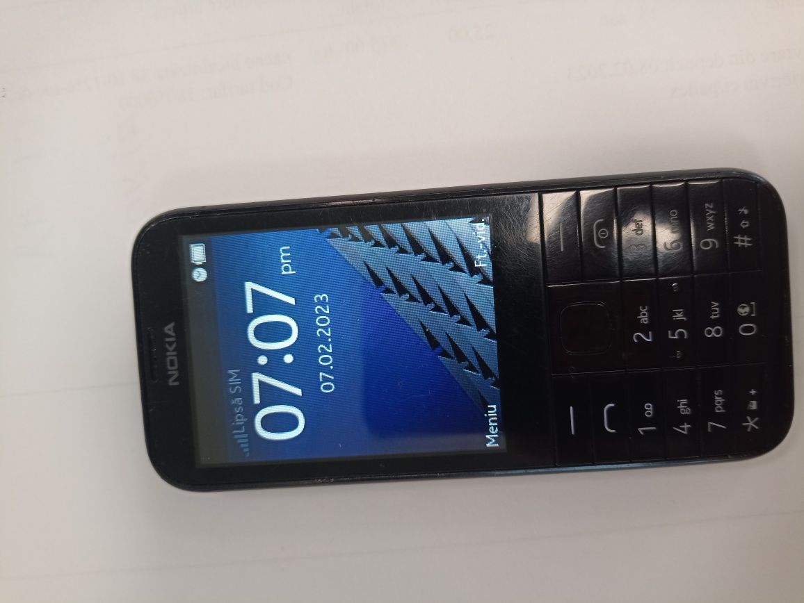 Telefon mobil cu butoane,Nokia RM 1012