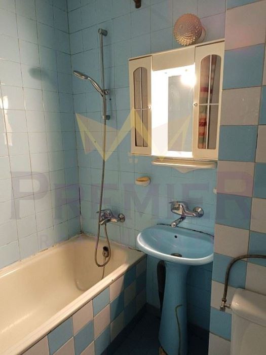 Продава се Двустаен апартамент в София, Лагера - 66 кв.м за 3031 €/кв.м - Снимка #6