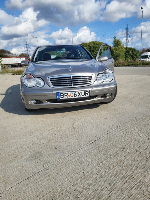 Mercedes c220 2004