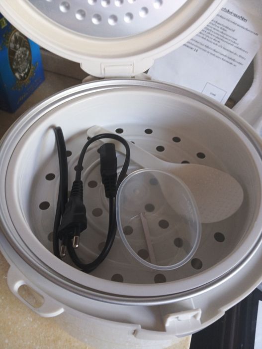 Рисоварка новая из Таиланда.