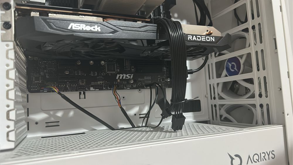 PC Gaming ( Medium-low gaming ) + Monitor