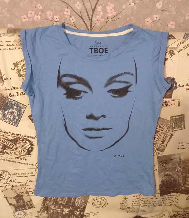 Женская футболка р. 44