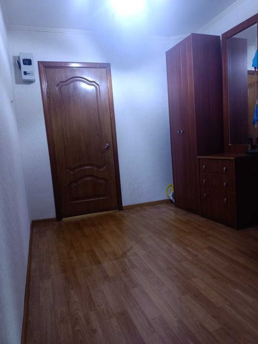 2-х комнатная квартира улучшенной   планировки, 8 микрайон.