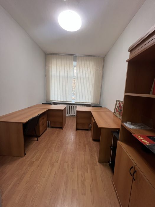 Бесплатно офисная мебель