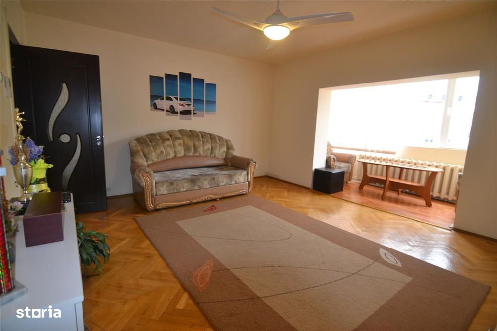 Apartament 3 camere decomandat 2 bai.2 balcoane  etajul 2   Judetean