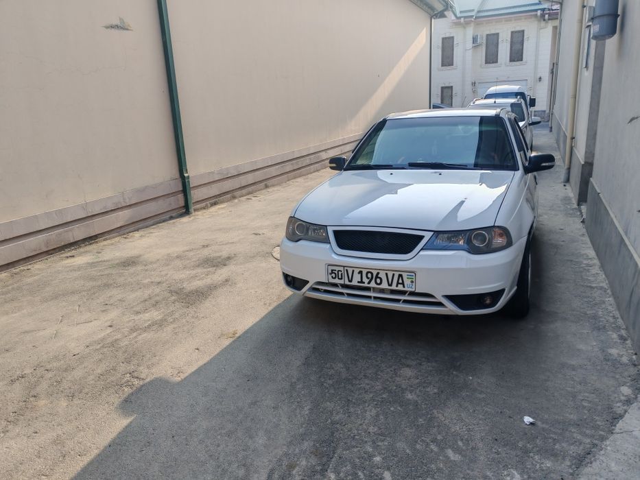 Nexia 2 2015 Luks 4 pozitsiya 1.6 DONC