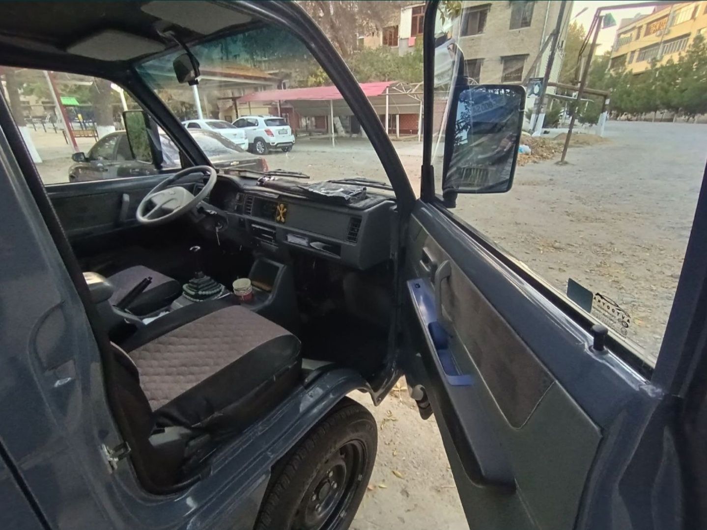 Damas sotiladi srochna 5000 kami bor